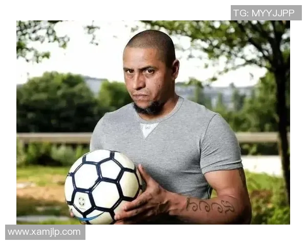 选择你心目中的足球明星并分享你对他们的喜爱与支持